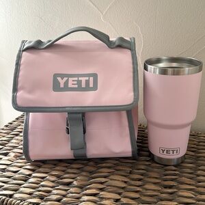 Yeti Daytrip Lunch Bag ice pink (plus tumbler)